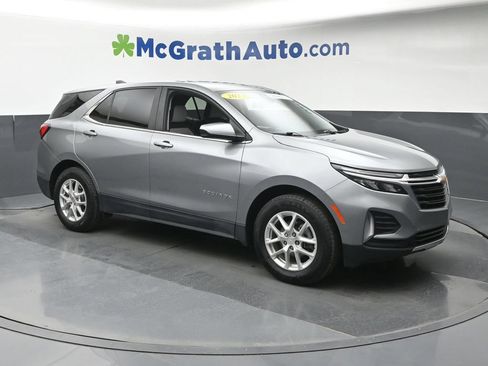 Used 2023 Chevrolet Equinox LT FWD image 2