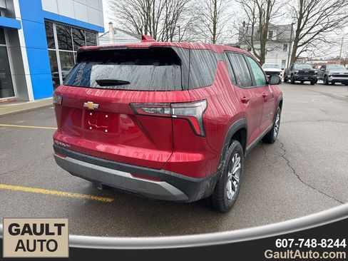 New 2026 Chevrolet Equinox LT w/ Convenience Package II image 3