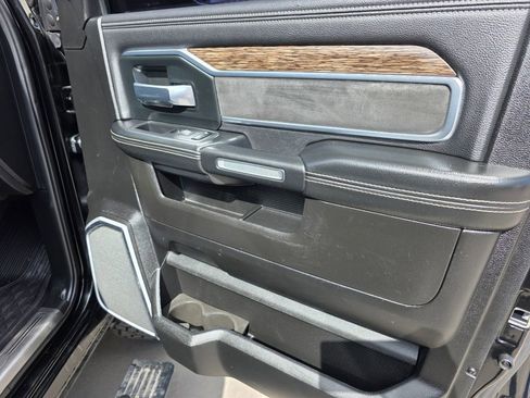 Used 2019 RAM 3500 Laramie AWD/4WD image 15