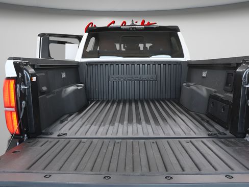 Used 2026 Toyota Tacoma TRD Pro AWD/4WD image 37