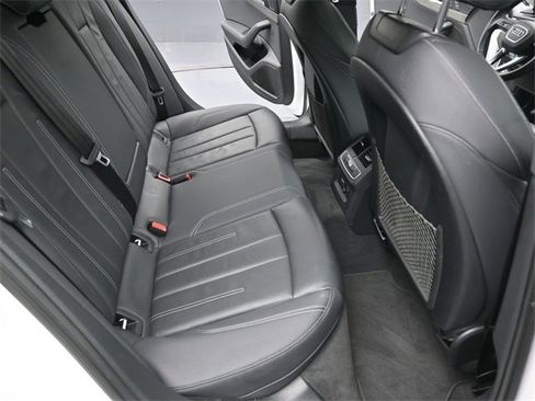 Used 2023 Audi A4 2.0T Premium Plus image 16