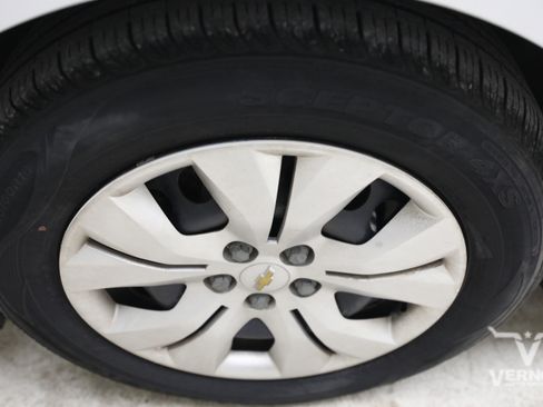Used 2014 Chevrolet Cruze LS FWD image 27
