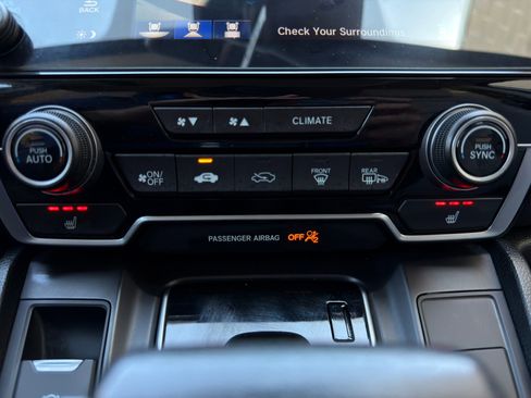 Used 2018 Honda CR-V Touring image 39