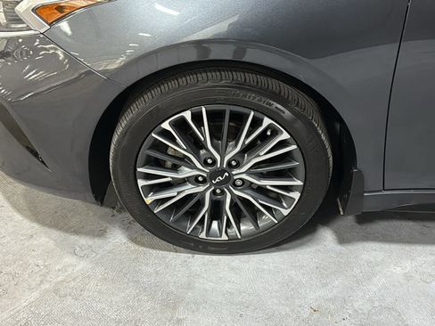 Used 2023 Kia Forte GT-Line FWD image 8