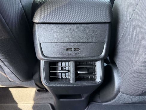Certified 2025 Chevrolet Traverse LT w/ Driver Confidence Package FWD image 15