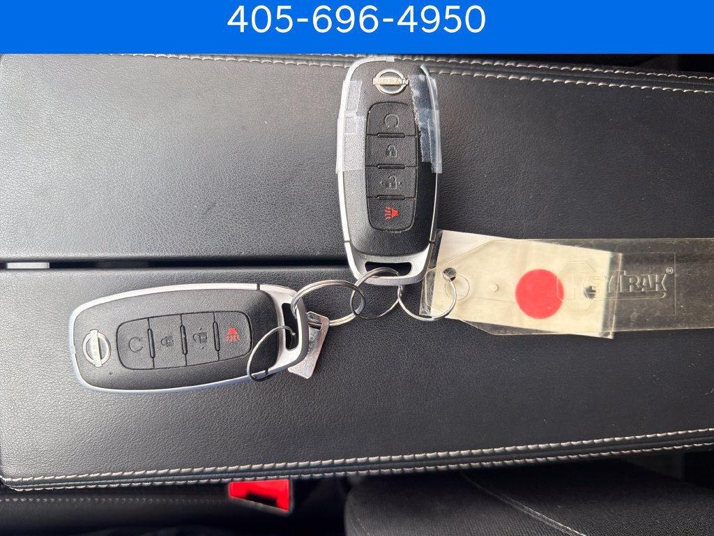 Used 2023 Nissan Rogue SV FWD image 35