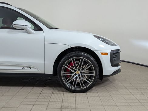 Certified 2024 Porsche Macan GTS AWD/4WD image 11