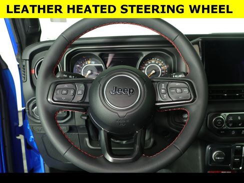 Used 2024 Jeep Gladiator Rubicon image 10