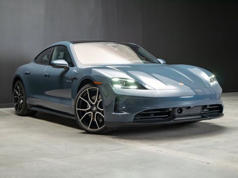 New 2026 Porsche Taycan RWD image 9