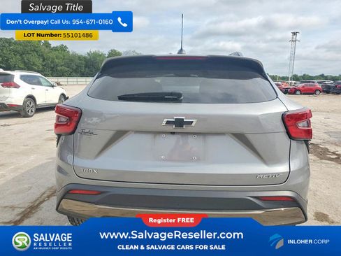 Used 2025 Chevrolet Trax ACTIV w/ Driver Confidence Package FWD image 8