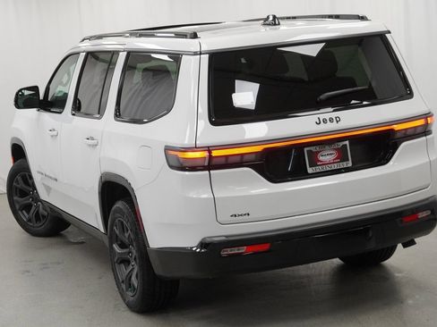 New 2026 Jeep Grand Wagoneer Limited w/ Premium Group II image 11