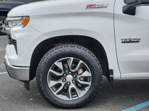 Used 2023 Chevrolet Silverado 1500 LT w/ Z71 Off-Road Package image 25