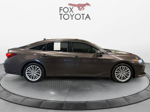 Used 2019 Toyota Avalon Limited w/ Advanced Safety Package FWD image 7