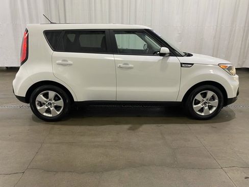 Used 2018 Kia Soul image 3