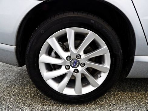 Used 2014 Volvo S80 3.2 w/ Technology Package FWD image 21