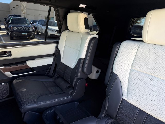 Used 2024 Toyota Sequoia Capstone AWD/4WD image 29