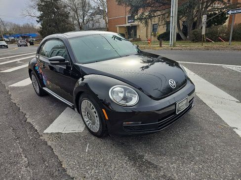 Used 2014 Volkswagen Beetle 2.5 image 3