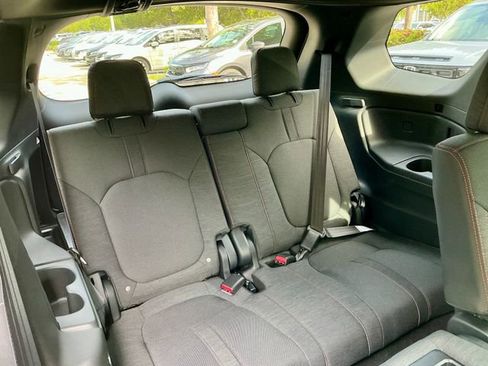 New 2026 Honda Pilot Sport image 12