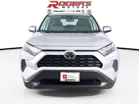 Certified 2024 Toyota RAV4 XLE AWD/4WD image 7