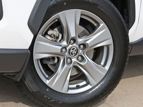 Used 2024 Toyota RAV4 XLE image 11