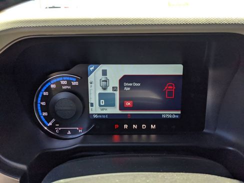 Used 2022 Ford Bronco Badlands image 37