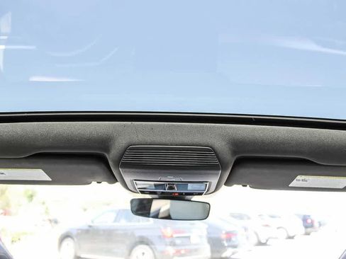 Used 2022 Volkswagen ID.4 Pro S image 12