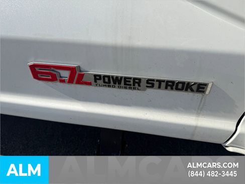 Used 2024 Ford F450 Platinum w/ FX4 Off-Road Package image 5