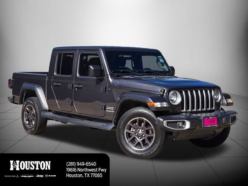 Used 2021 Jeep Gladiator Overland AWD/4WD image 3