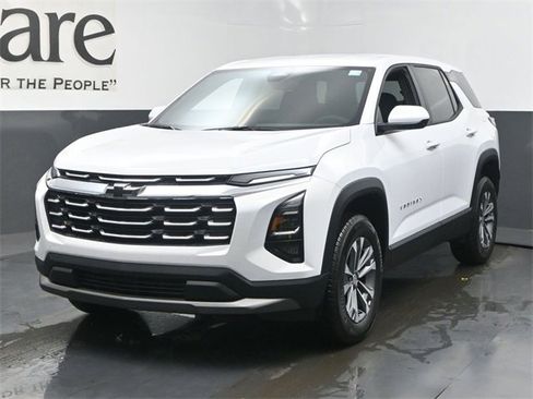 New 2026 Chevrolet Equinox LT w/ LPO, Floor Liner Package image 7