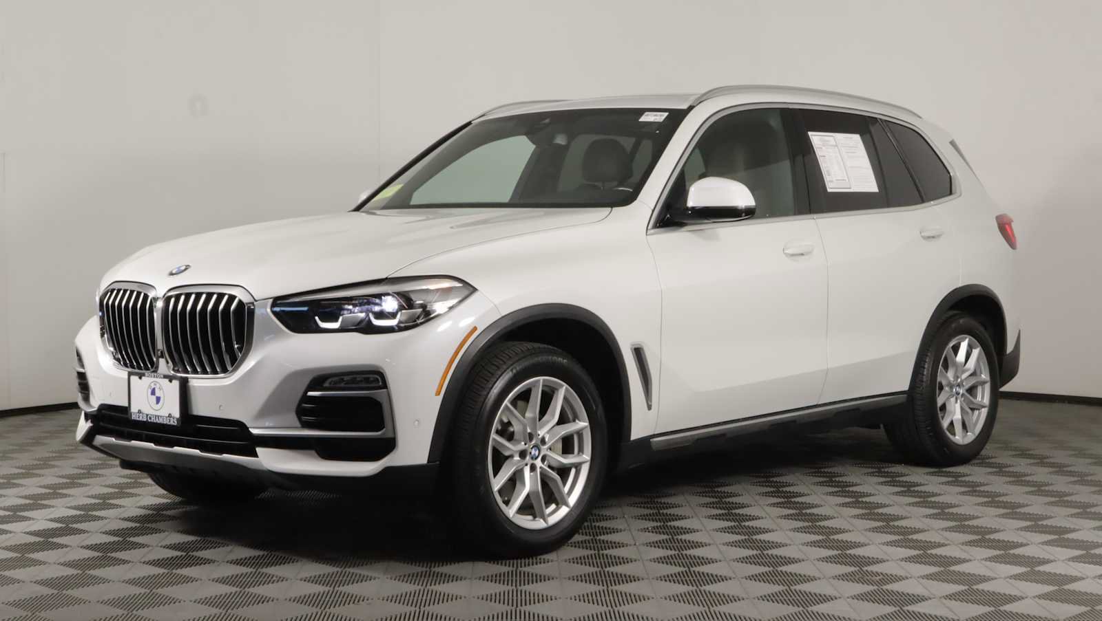 Used 2020 BMW X5 xDrive40i w/ Premium Package AWD/4WD image 3