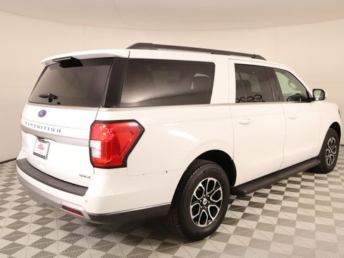 Used 2024 Ford Expedition Max XLT image 22