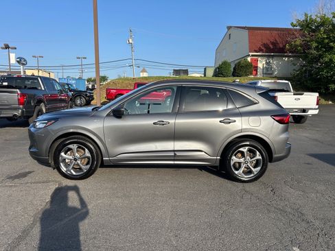 Certified 2024 Ford Escape ST-Line w/ Tech Pack #1 AWD/4WD image 4