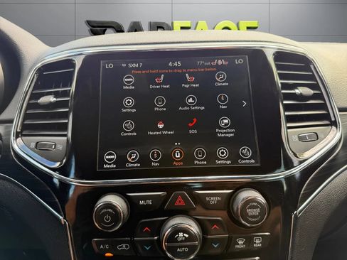 Used 2019 Jeep Grand Cherokee Limited AWD/4WD image 34