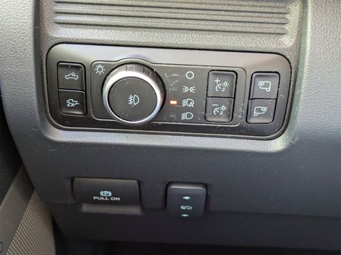 New 2026 Ford F250 Lariat image 25