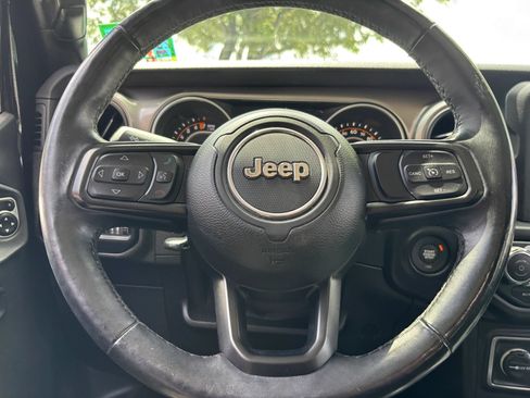 Used 2020 Jeep Wrangler Unlimited Sport AWD/4WD image 14