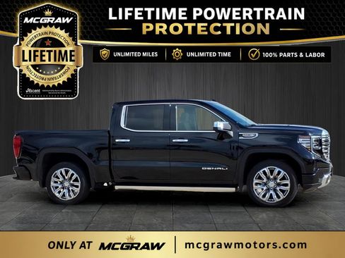 Used 2025 GMC Sierra 1500 Denali AWD/4WD image 4