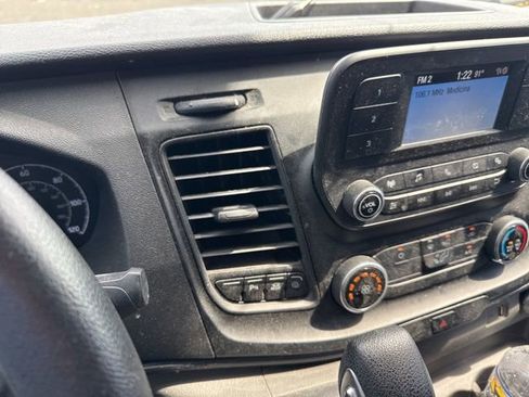 Used 2023 Ford Transit 250 Low Roof image 2