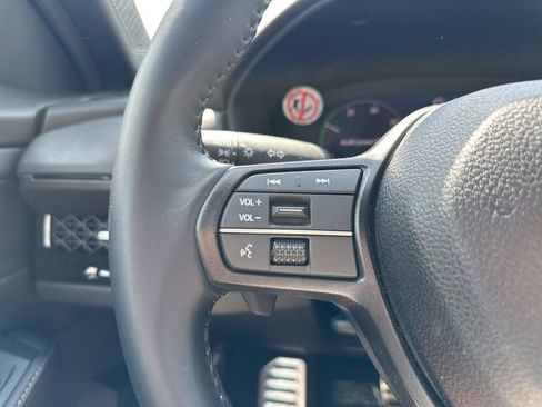 Used 2025 Honda Accord Sport image 19