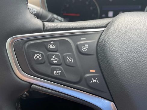 Used 2024 Chevrolet Equinox Premier FWD image 22