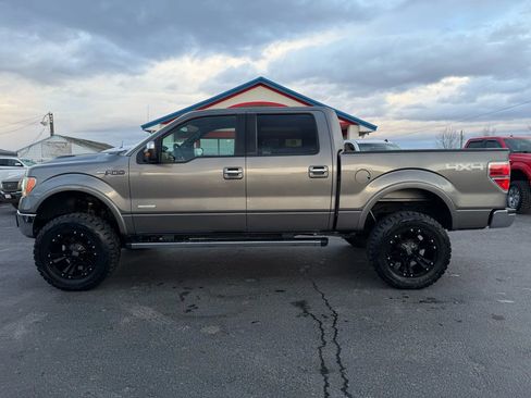 Used 2012 Ford F150 Lariat w/ Lariat Chrome Pkg image 2