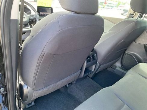 Used 2023 Nissan Rogue S AWD/4WD image 28