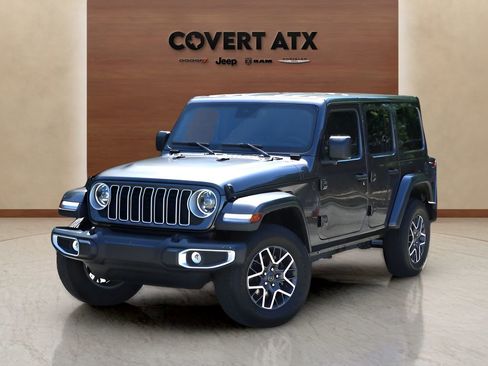 Used 2025 Jeep Wrangler Unlimited Sahara AWD/4WD image 1