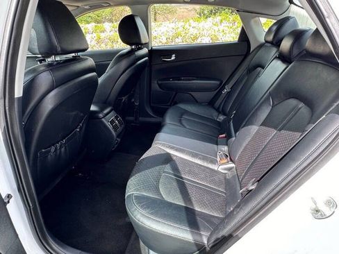 Used 2016 Kia Optima EX w/ Option Group 040 FWD image 18