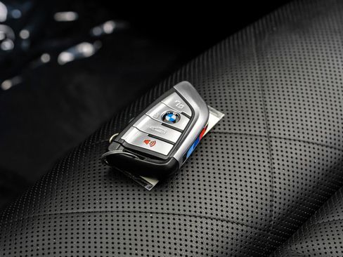 Used 2023 BMW X5 sDrive40i w/ Executive Package image 63