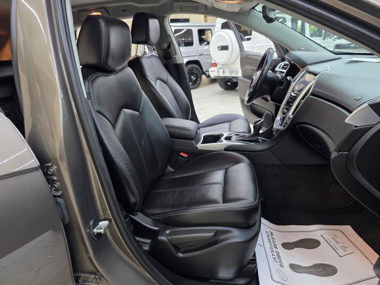 Used 2014 Cadillac SRX FWD image 19