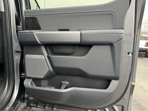 New 2026 Ford F350 Lariat w/ Black Appearance Package image 21