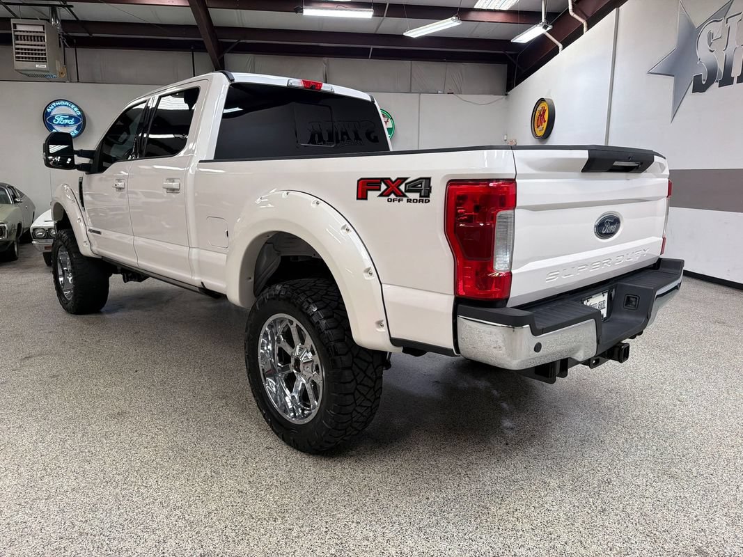 Used 2019 Ford F250 Lariat w/ Lariat Ultimate Package AWD/4WD image 5