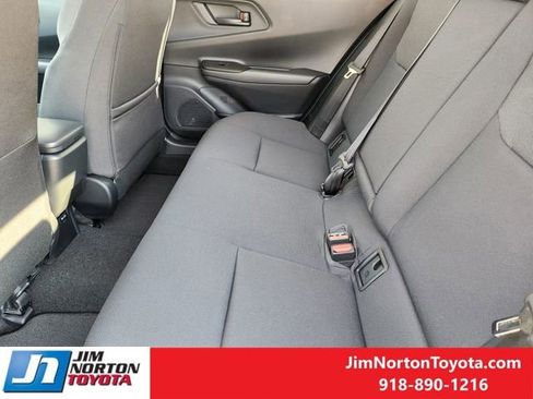 New 2026 Toyota Prius SE image 20