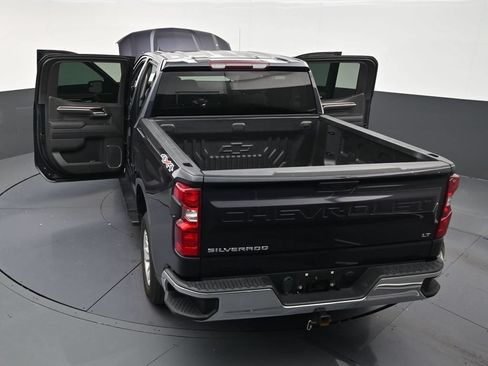 Used 2023 Chevrolet Silverado 1500 LT AWD/4WD image 32