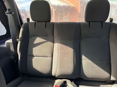 Used 2018 Jeep Wrangler Sport AWD/4WD image 27
